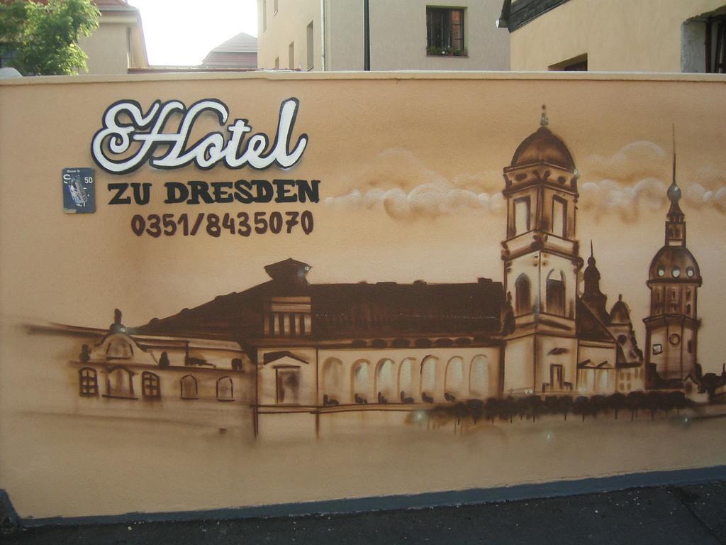 Hotel Pension Zu Dresden Altpieschen Exterior photo
